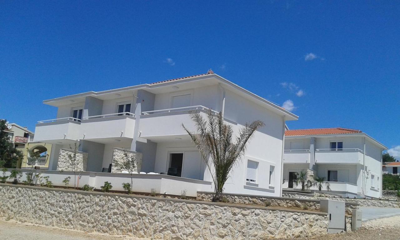 Luxury Apartments Cuba 1 Novalja Exterior photo