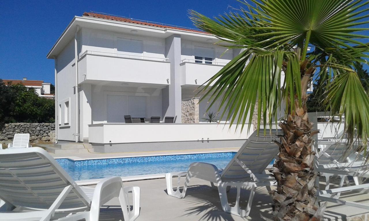 Luxury Apartments Cuba 1 Novalja Exterior photo