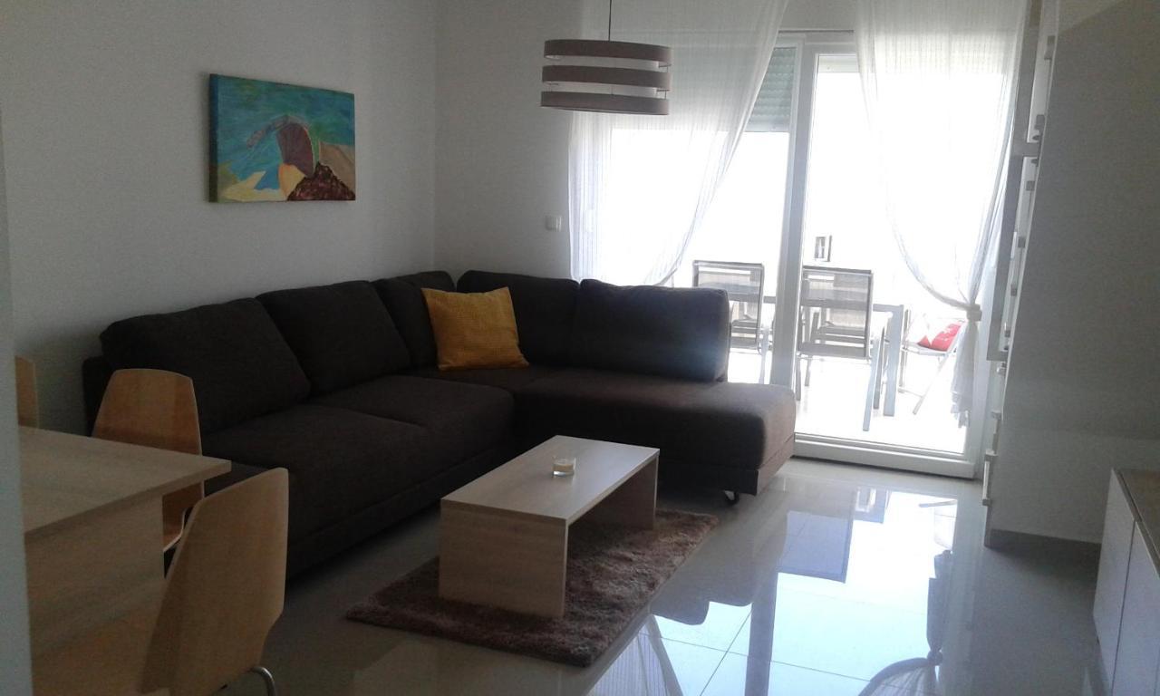 Luxury Apartments Cuba 1 Novalja Exterior photo