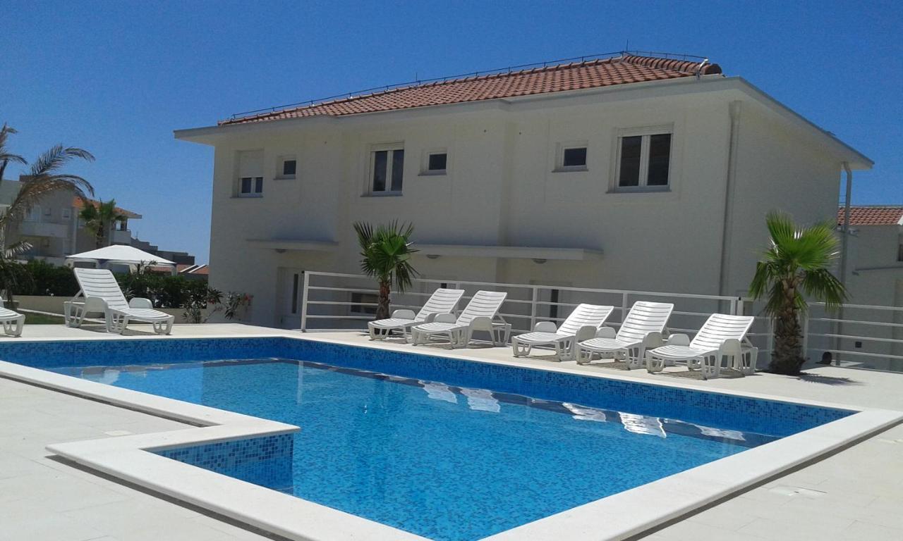Luxury Apartments Cuba 1 Novalja Exterior photo